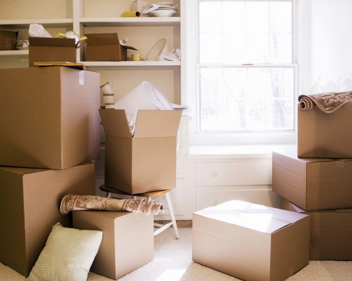 The benefits of using an international removals service when moving.